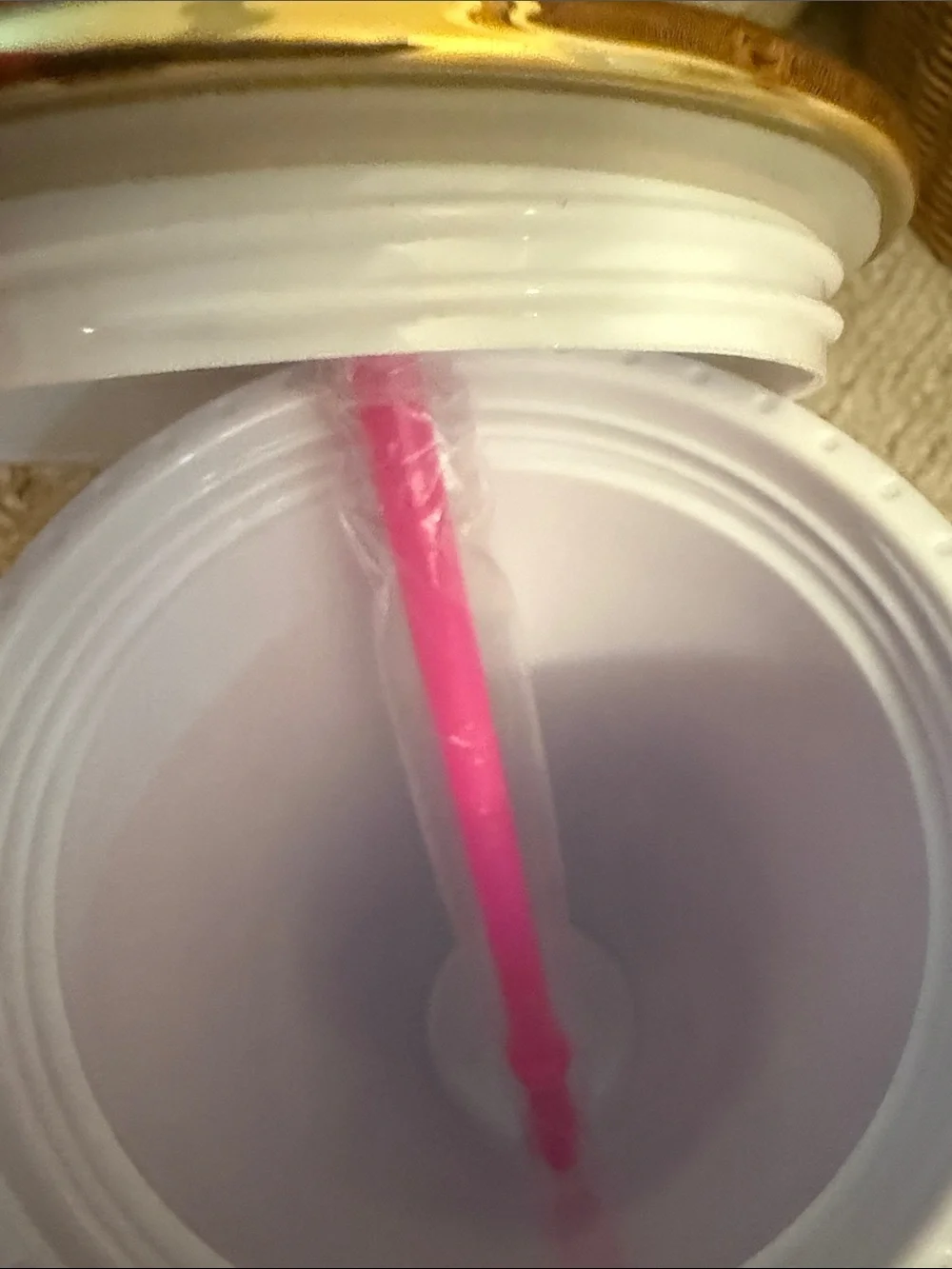 Gold Patterned Insulated Tumbler with Straw - Lilly Pulitzer